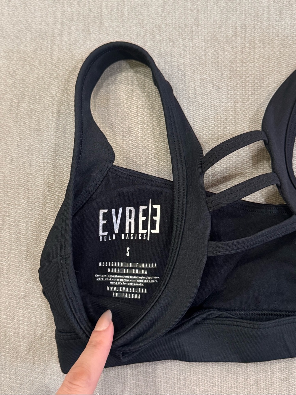 NWOT Black Strappy Back Sports Bra - Picture 4 of 4